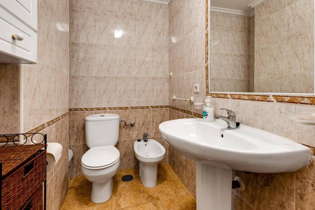Apartment Ramon Gallud 204 또레비에하 외부 사진